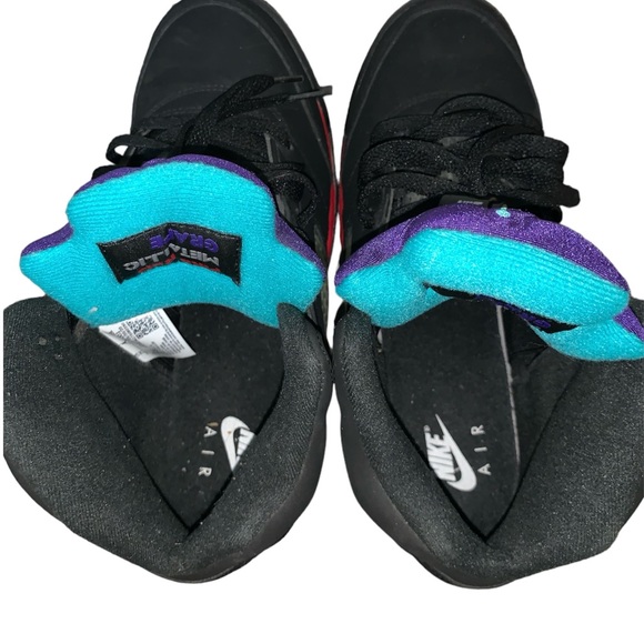 Nike Air Jordan Retro 5 Top 3 Grape Fire Red Metallic Youth Size 7Y CZ2989-001 - Picture 5 of 9